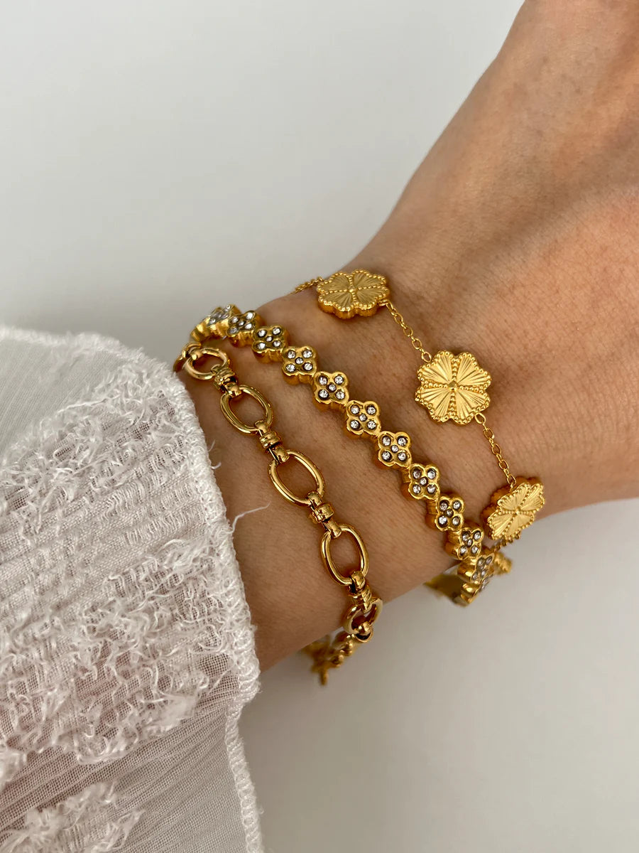 bracelete renda de trevos