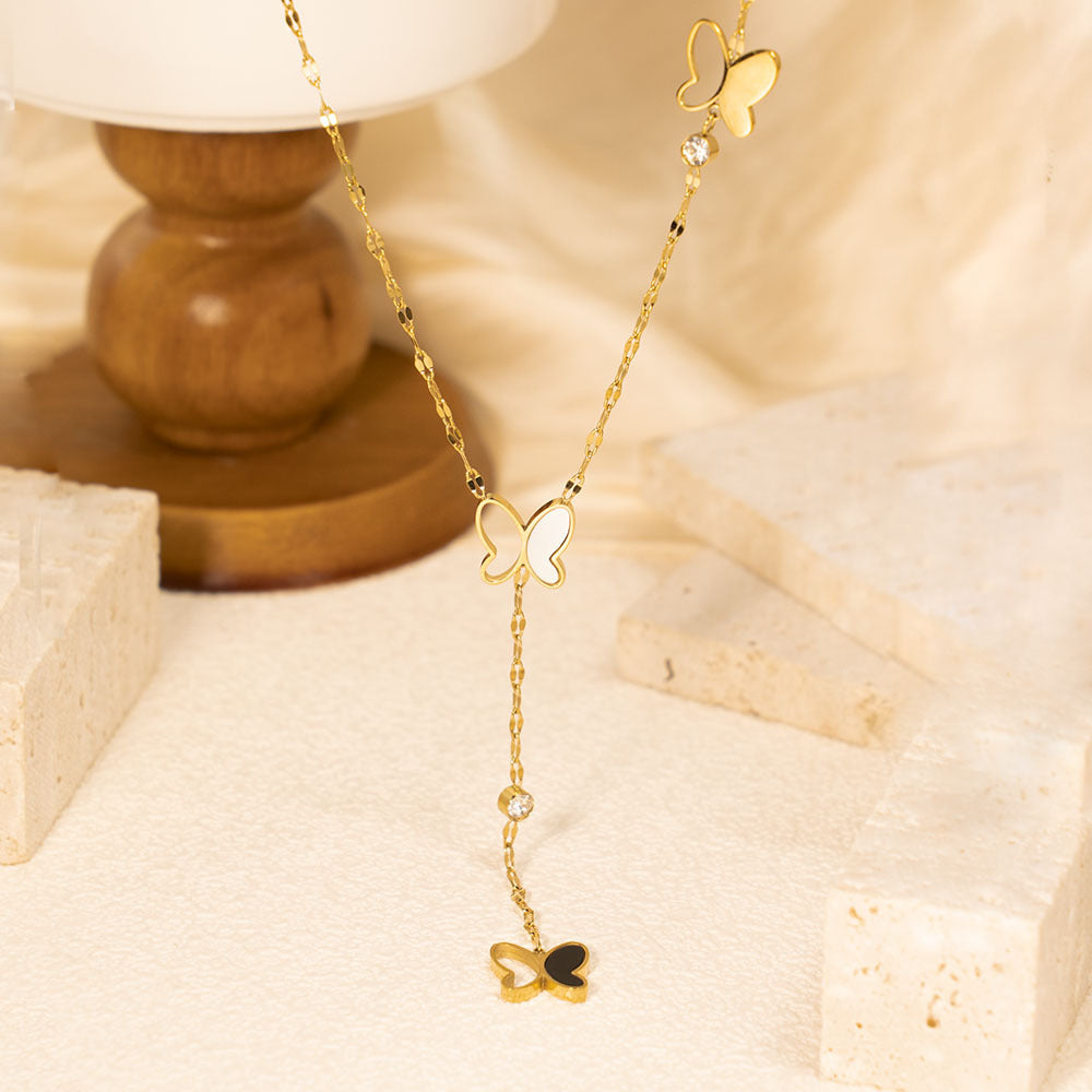 colar y borboletas da fortuna