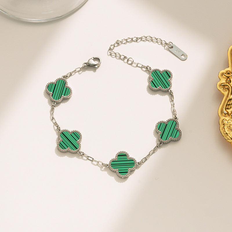 pulseira trevo da sorte em madrepérola