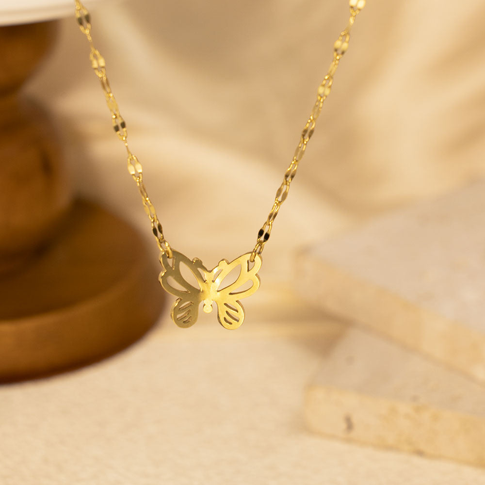 colar borboleta leveza