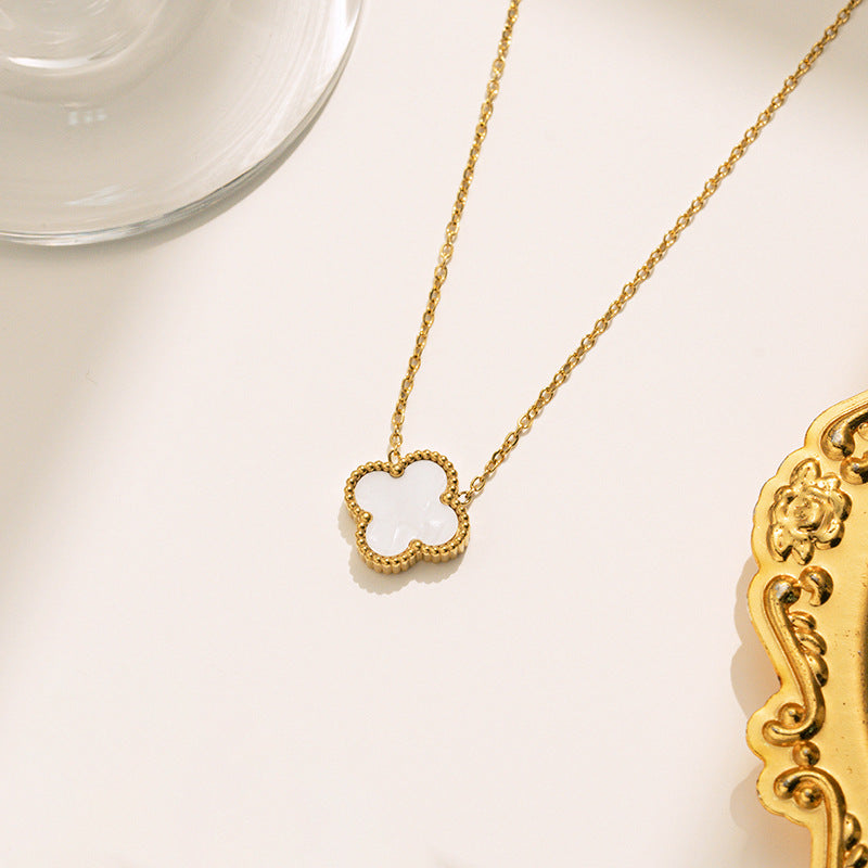 colar talismã de cores