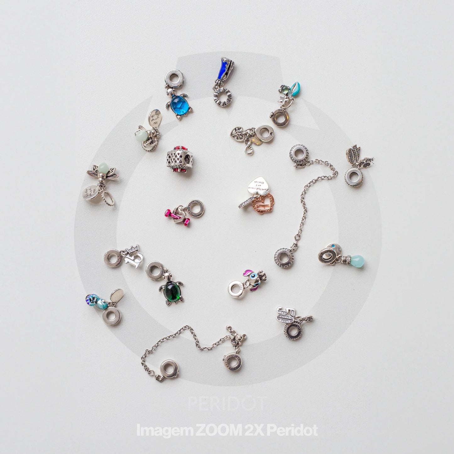 charm berloque pendente de polvo adoravel